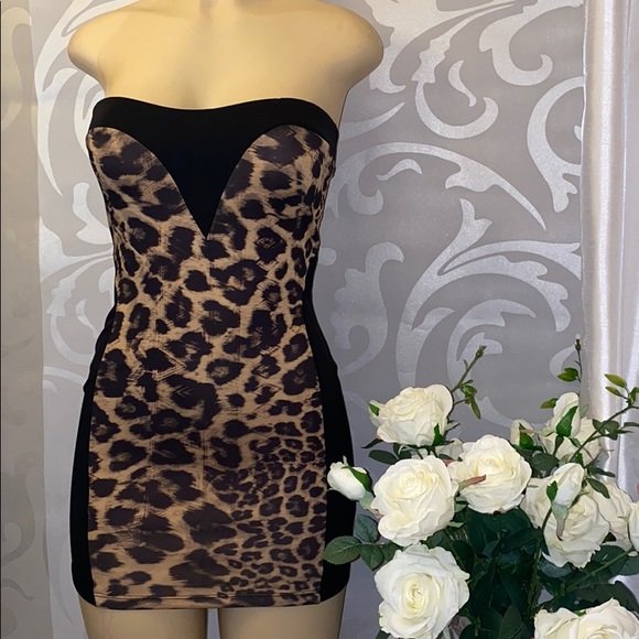 Dresses & Skirts - ꧁𝐿𝑒𝑜𝑝𝑎𝑟𝑑 𝑃𝑟𝑖𝑛𝑡 𝐷𝑟𝑒𝑠𝑠꧂